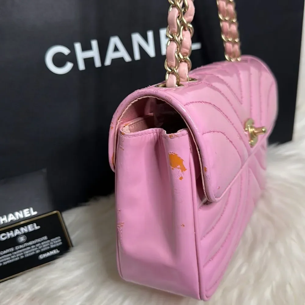 💯Authentic Chanel Vernis Shoulder Bag🍀 - Picture 9 of 17